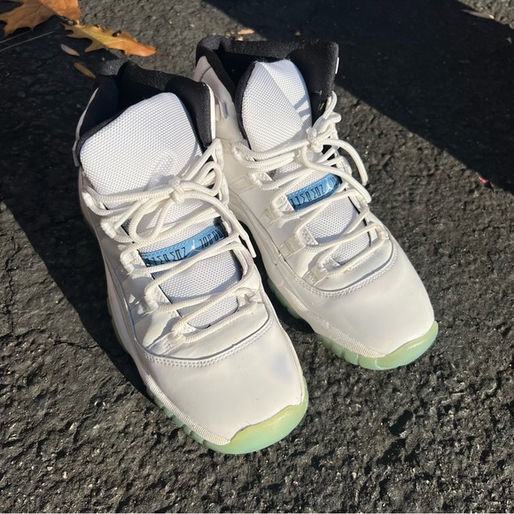 USED retro jordan 11s - Picture 12 of 12
